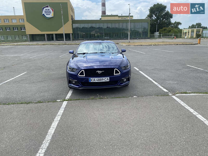Купе Ford Mustang 2014 в Киеве