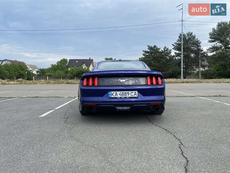Купе Ford Mustang 2014 в Киеве
