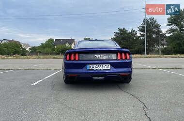Купе Ford Mustang 2014 в 