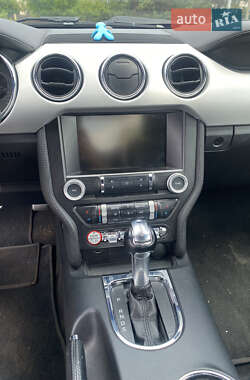 Купе Ford Mustang 2014 в 