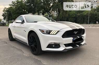 Купе Ford Mustang 2017 в Львове