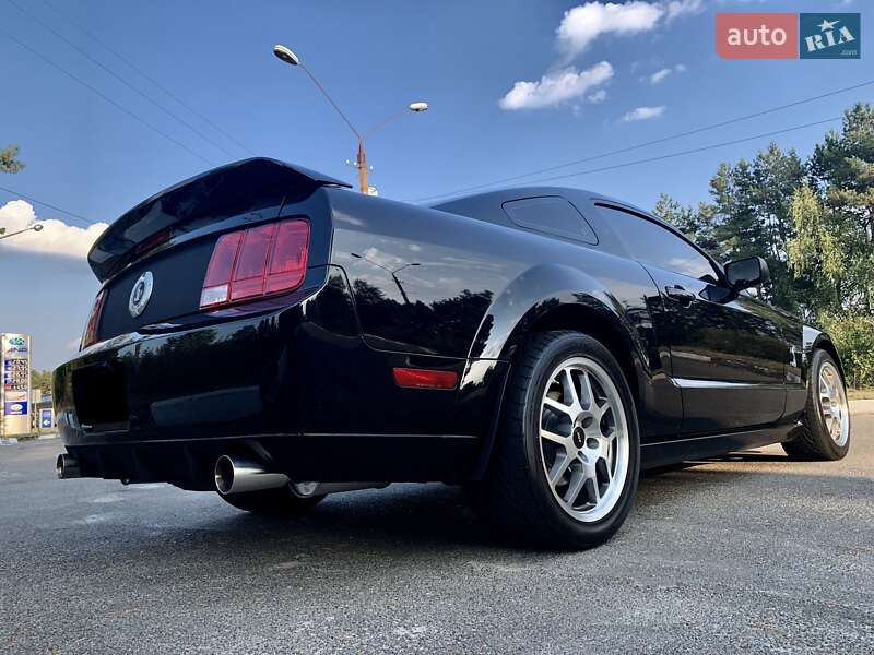 Купе Ford Mustang 2008 в Житомире