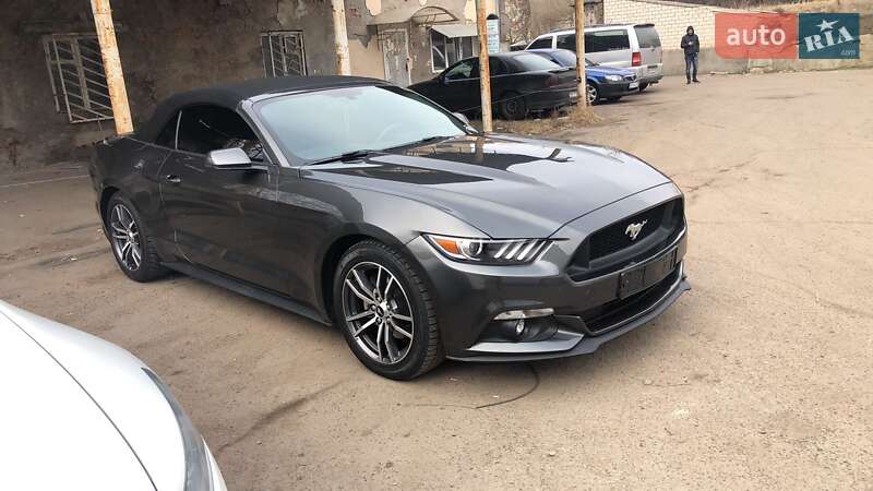 Кабриолет Ford Mustang 2017 в Умани фото 6 Кабриолет Ford Mustang 2017 в Умани