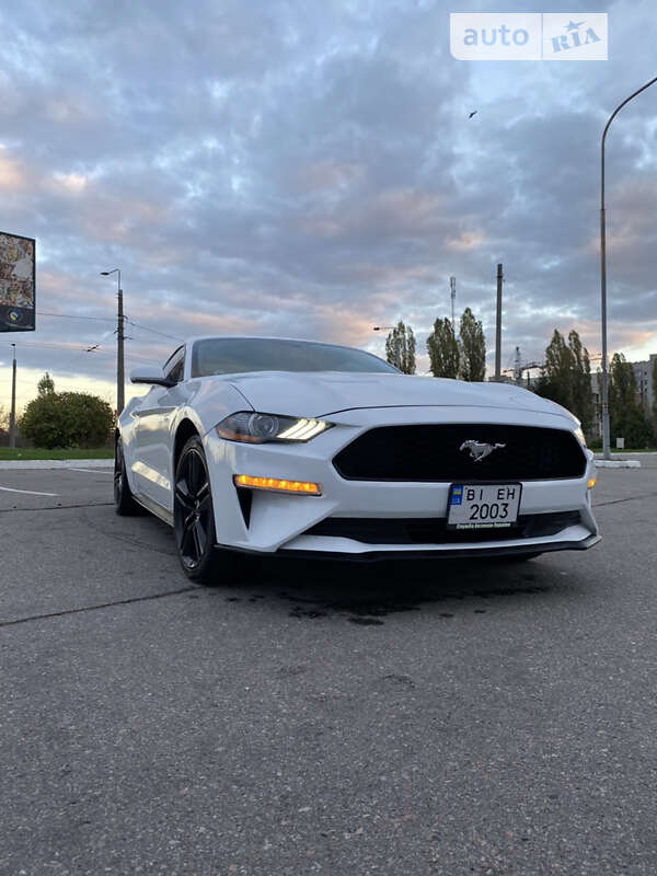 Купе Ford Mustang 2017 в Кременчуге