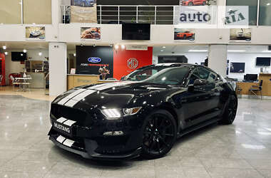 Купе Ford Mustang 2017 в 