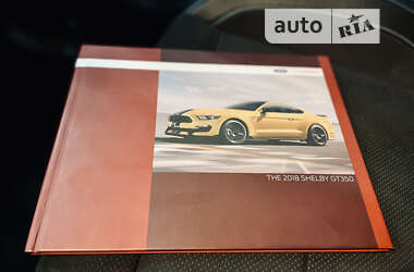 Купе Ford Mustang 2017 в 