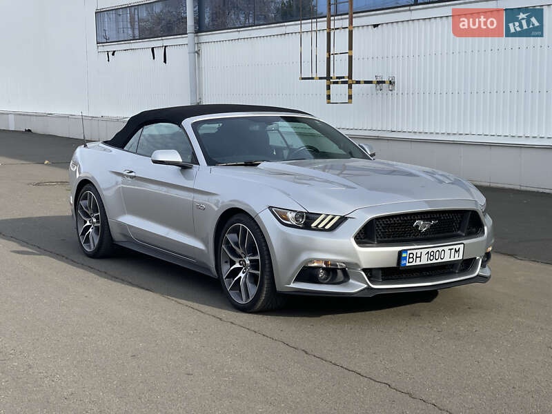 Кабриолет Ford Mustang 2016 в Одессе