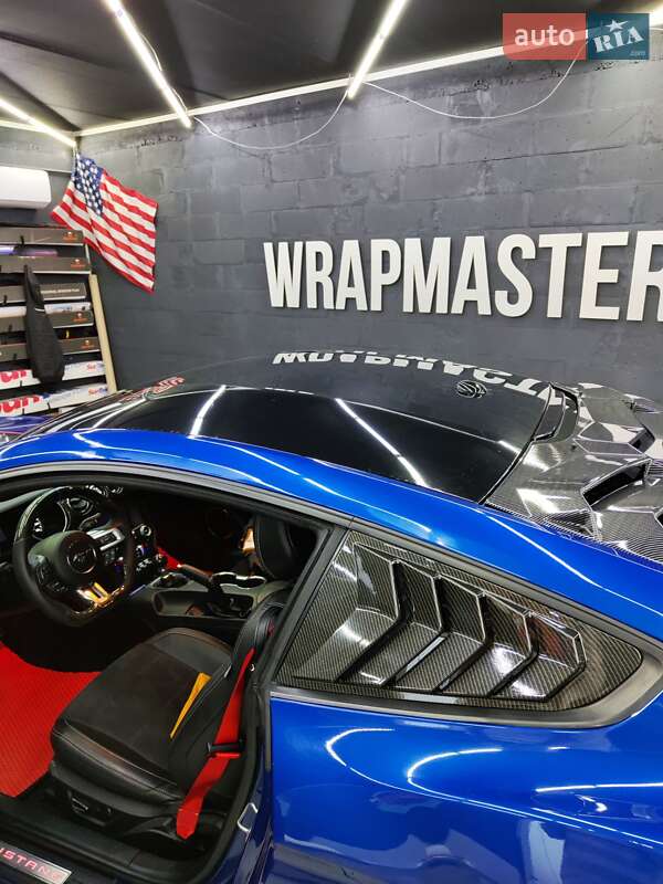 Купе Ford Mustang 2017 в Киеве