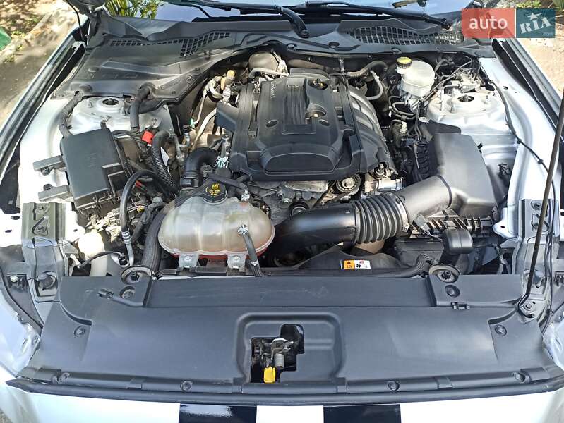 Купе Ford Mustang 2015 в Днепре