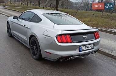 Купе Ford Mustang 2015 в Днепре