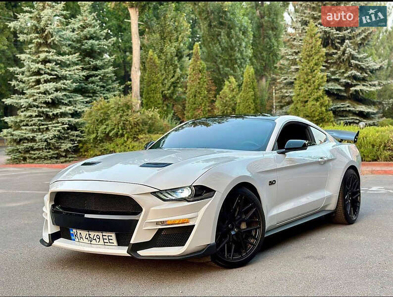 Купе Ford Mustang 2019 в Вінниці