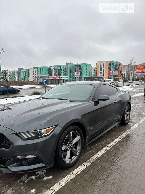 Купе Ford Mustang 2015 в Софіївській Борщагівці