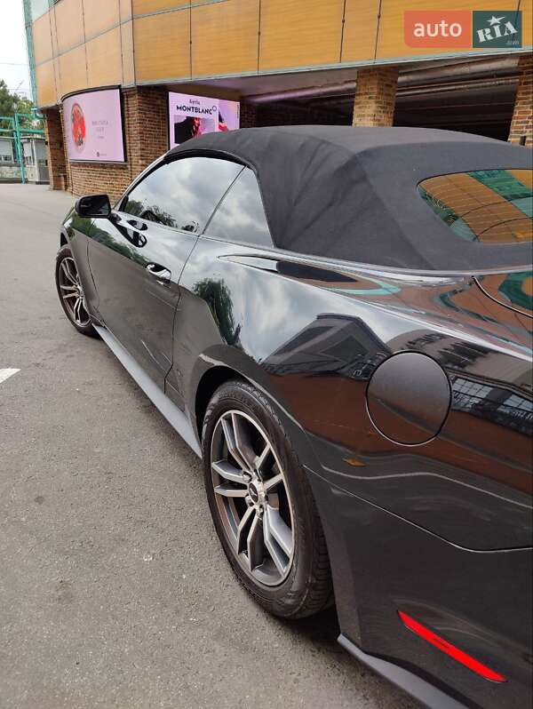 Кабриолет Ford Mustang 2016 в Одессе