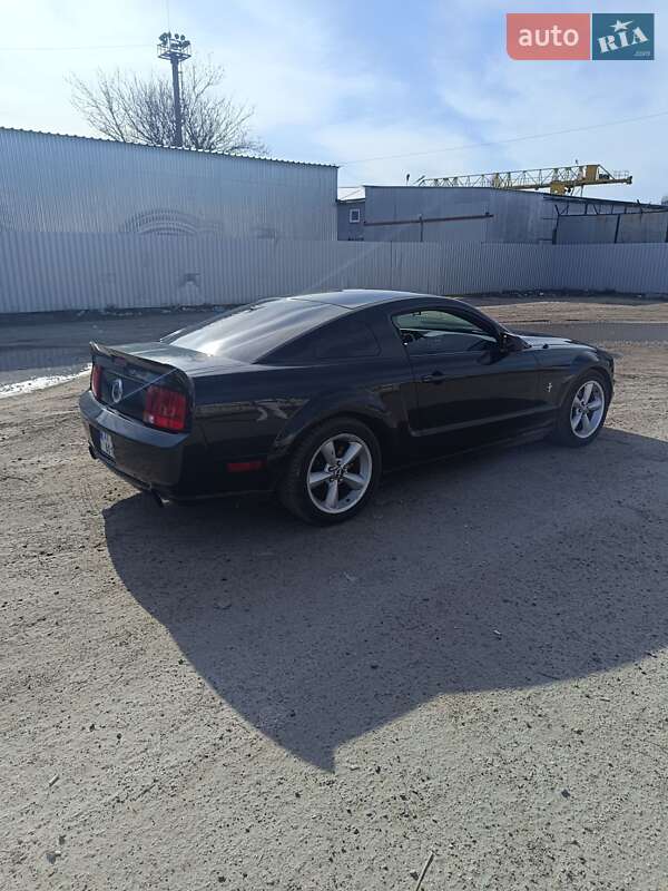 Купе Ford Mustang 2006 в Броварах