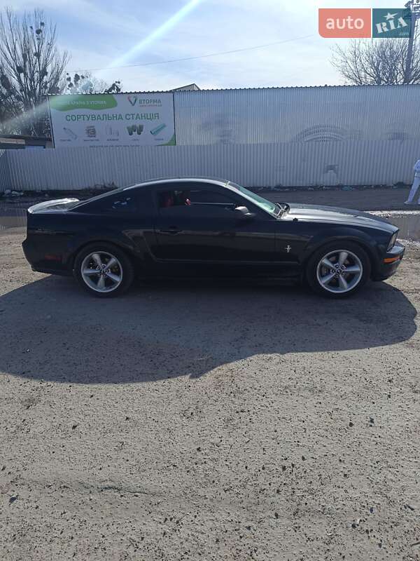 Купе Ford Mustang 2006 в Броварах