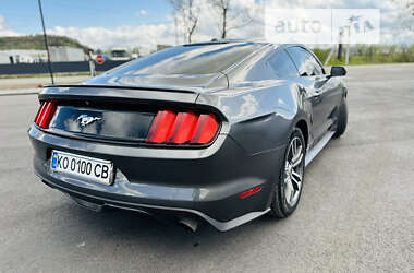 Купе Ford Mustang 2015 в Иршаве