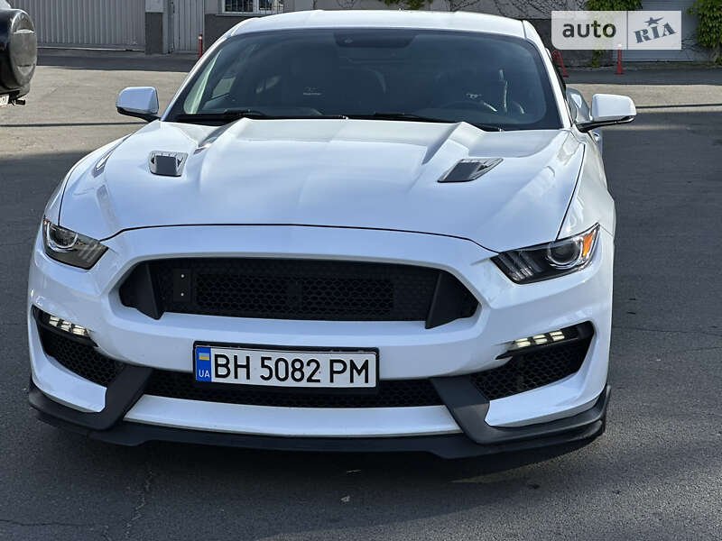 Купе Ford Mustang 2016 в Одесі