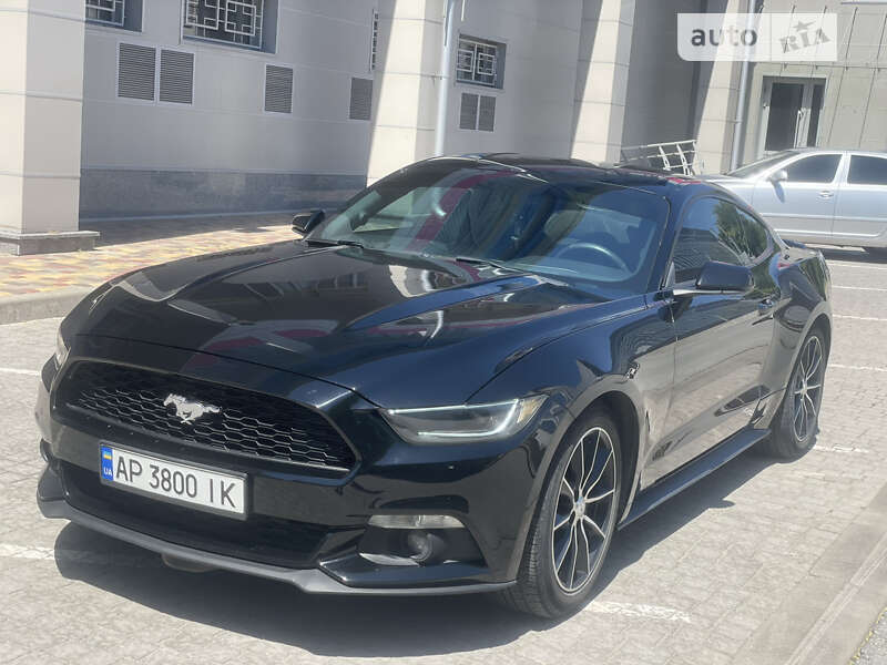 Купе Ford Mustang 2015 в Запорожье