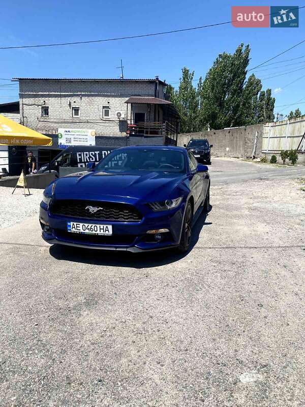 Купе Ford Mustang 2015 в Днепре