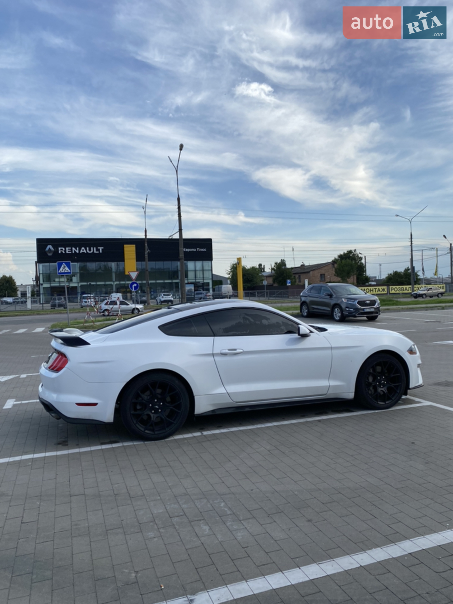 2017 Ford Mustang - мініатюра 5