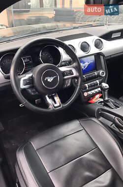 Купе Ford Mustang 2016 в 