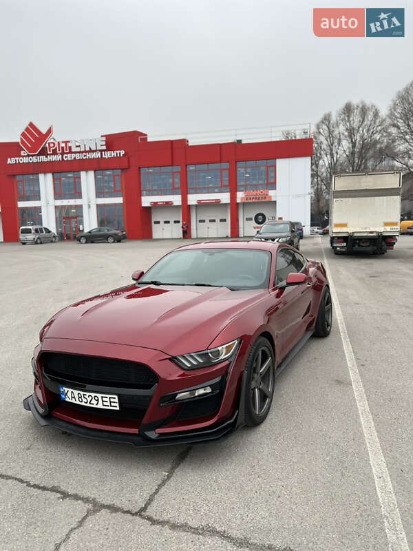 Купе Ford Mustang 2016 в Днепре
