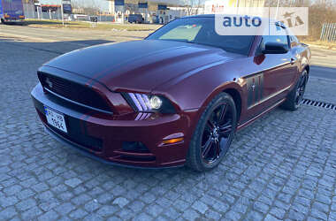 Купе Ford Mustang 2013 в Ужгороді