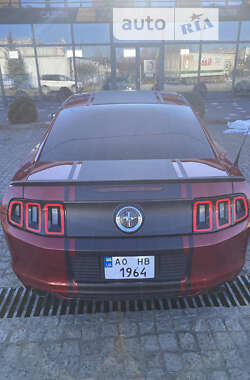 Купе Ford Mustang 2013 в Ужгороде