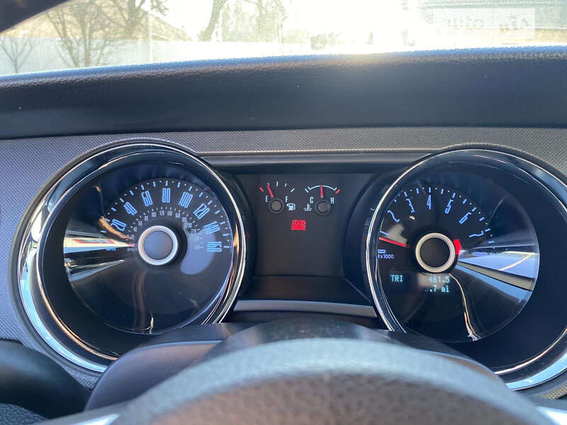 Купе Ford Mustang 2013 в Ужгороде