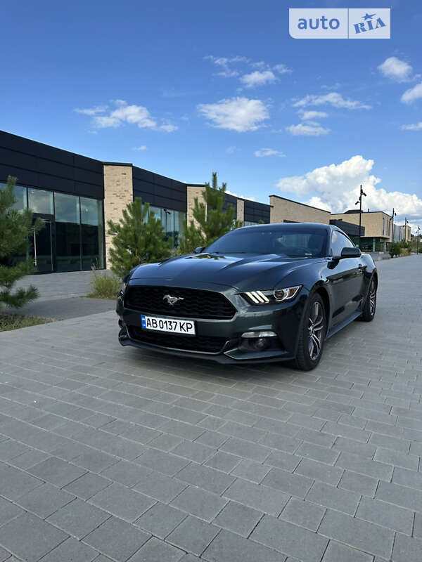 Купе Ford Mustang 2015 в Хмельницком