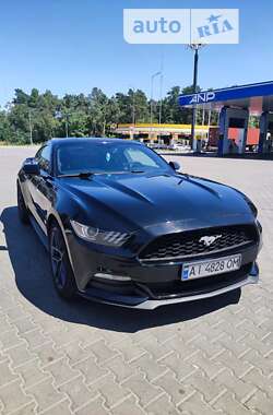 Купе Ford Mustang 2015 в Києві