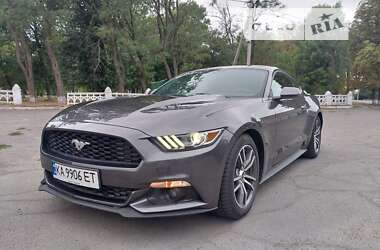 Купе Ford Mustang 2017 в Умани