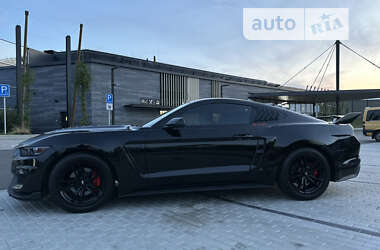Купе Ford Mustang 2017 в 