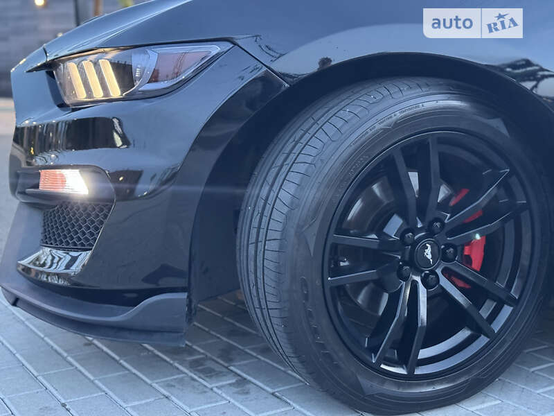 Купе Ford Mustang 2017 в Тячеві