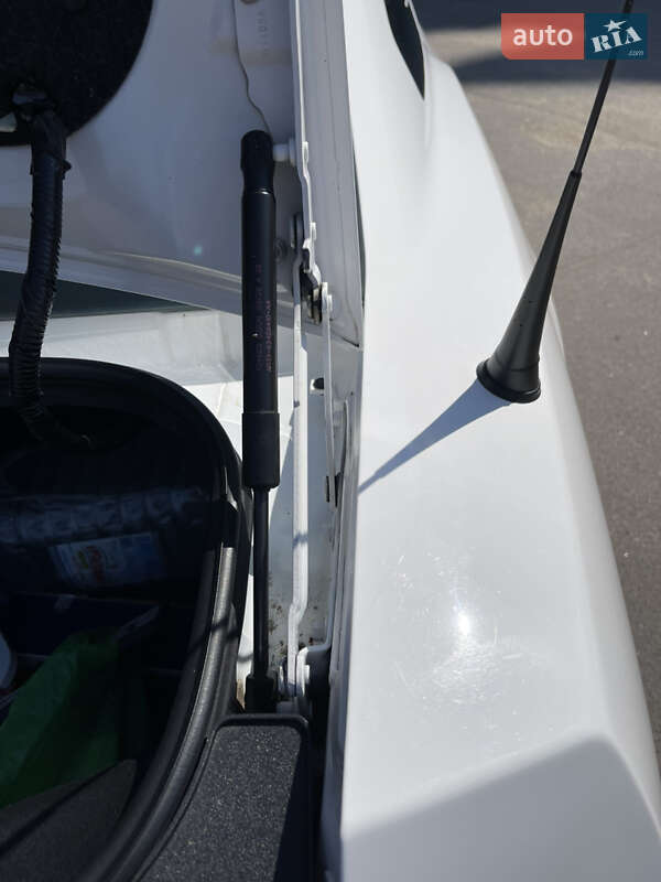 Купе Ford Mustang 2010 в Николаеве фото 12 Купе Ford Mustang 2010 в Николаеве