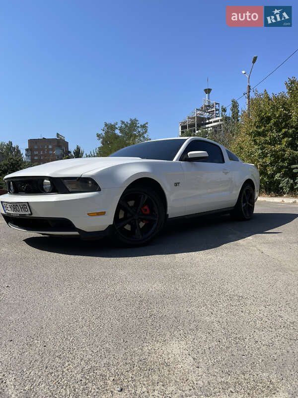 Купе Ford Mustang 2010 в Николаеве фото 6 Купе Ford Mustang 2010 в Николаеве