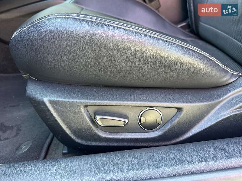 Купе Ford Mustang 2018 в Киеве