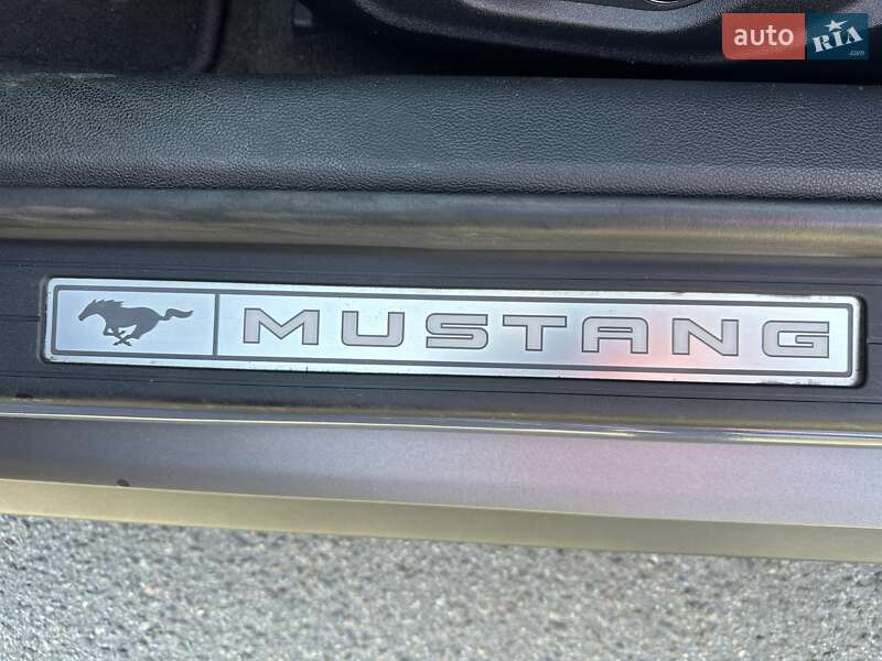 Купе Ford Mustang 2018 в Киеве