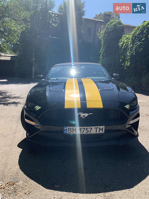 Кабриолет Ford Mustang 2019 в Одессе