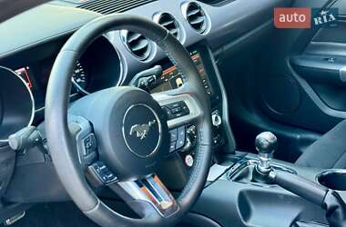 Купе Ford Mustang 2014 в 