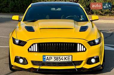 Купе Ford Mustang 2014 в 