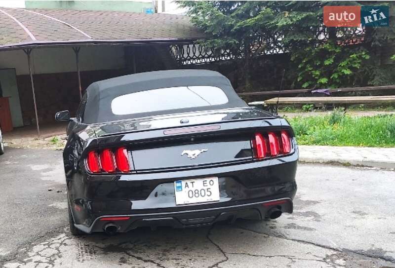 Кабриолет Ford Mustang 2015 в Ивано-Франковске
