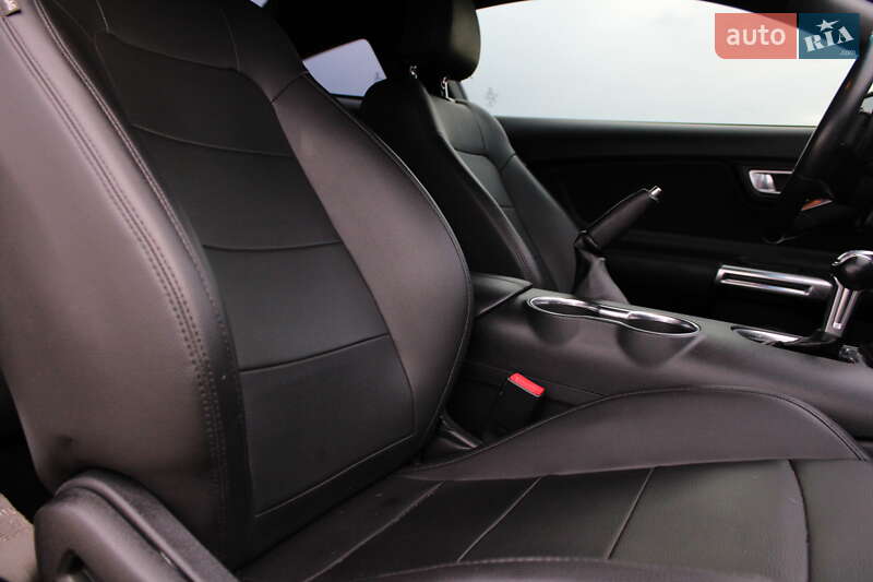 Купе Ford Mustang 2018 в Киеве