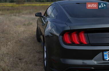 Купе Ford Mustang 2018 в Киеве