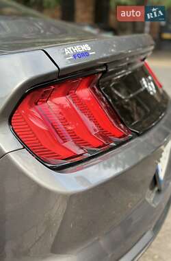 Купе Ford Mustang 2021 в 