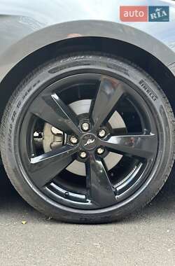Купе Ford Mustang 2021 в 