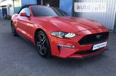 Кабриолет Ford Mustang 2017 в Киеве