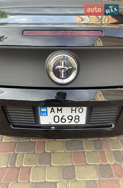 Кабриолет Ford Mustang 2012 в 