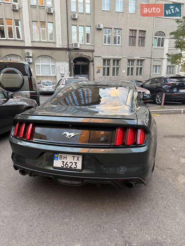 Купе Ford Mustang 2015 в Одессе