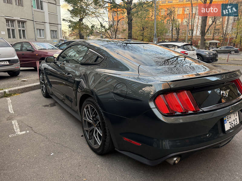 Купе Ford Mustang 2015 в Одессе
